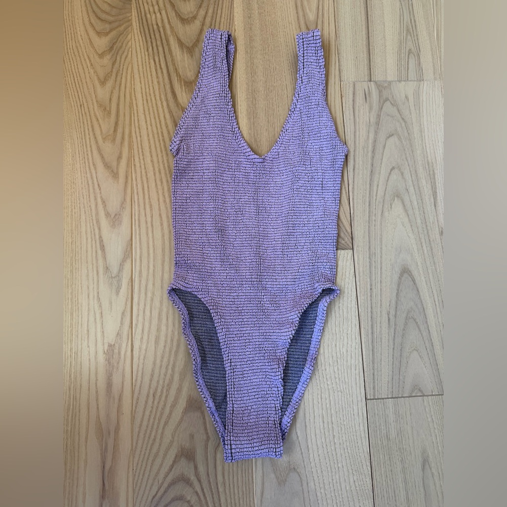 Bond-eye Mara One piece Women's Swimsuit NWT One Size Ribbed Lavender Lurex